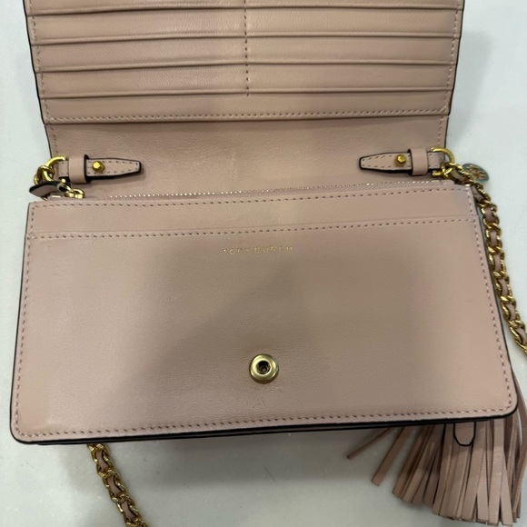 Tory Burch Fleming  Women’s Pale Pink Quilted Leather Crossbody Bag MSRP $348 - Picture 3 of 16